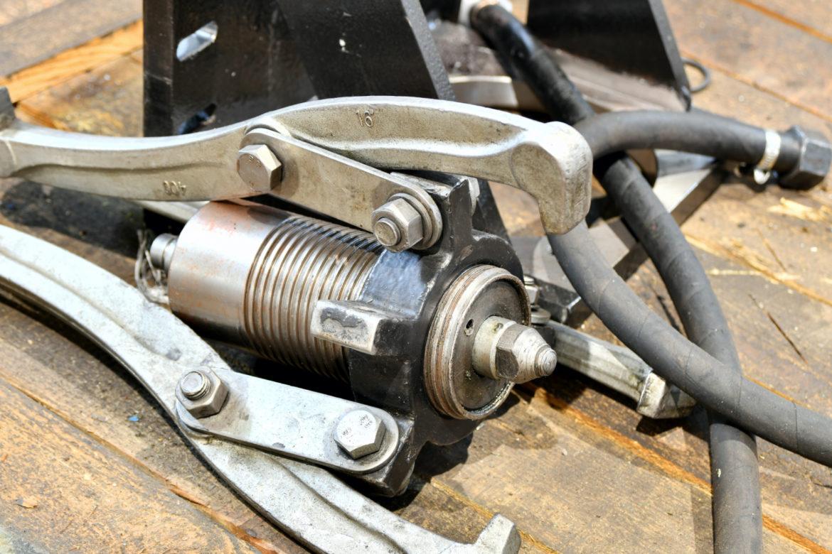 Các yếu tố nào cần xem xét khi chọn cảo thủy lực cho công việc 3 Các yếu tố nào cần xem xét khi chọn cảo thủy lực cho công việc 4